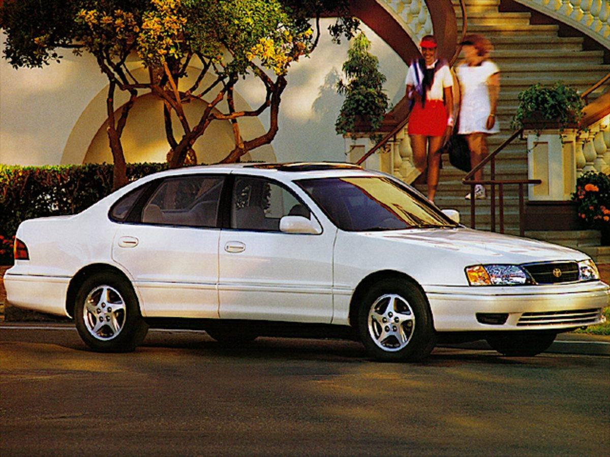 1998 Toyota Avalon XL in Ocala FL For Sale - Image 1
