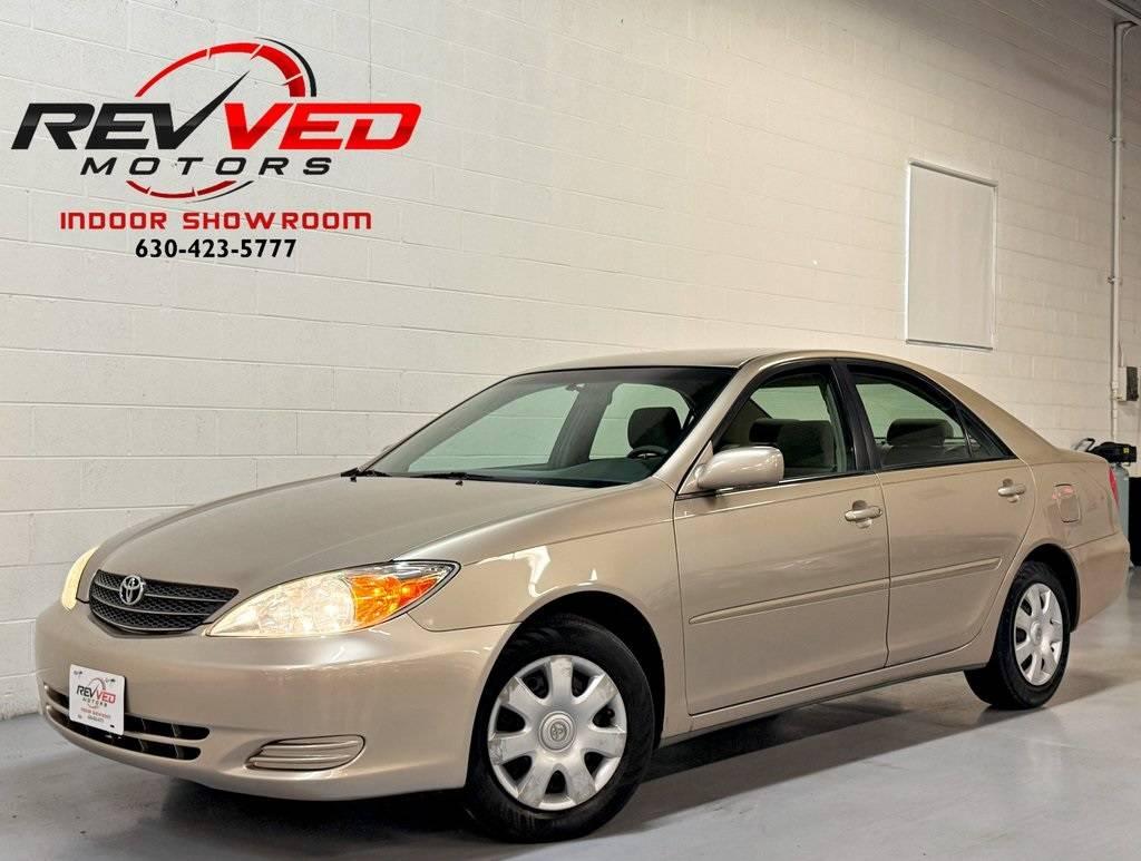 2002 Toyota Camry LE in Addison IL For Sale - Image 1