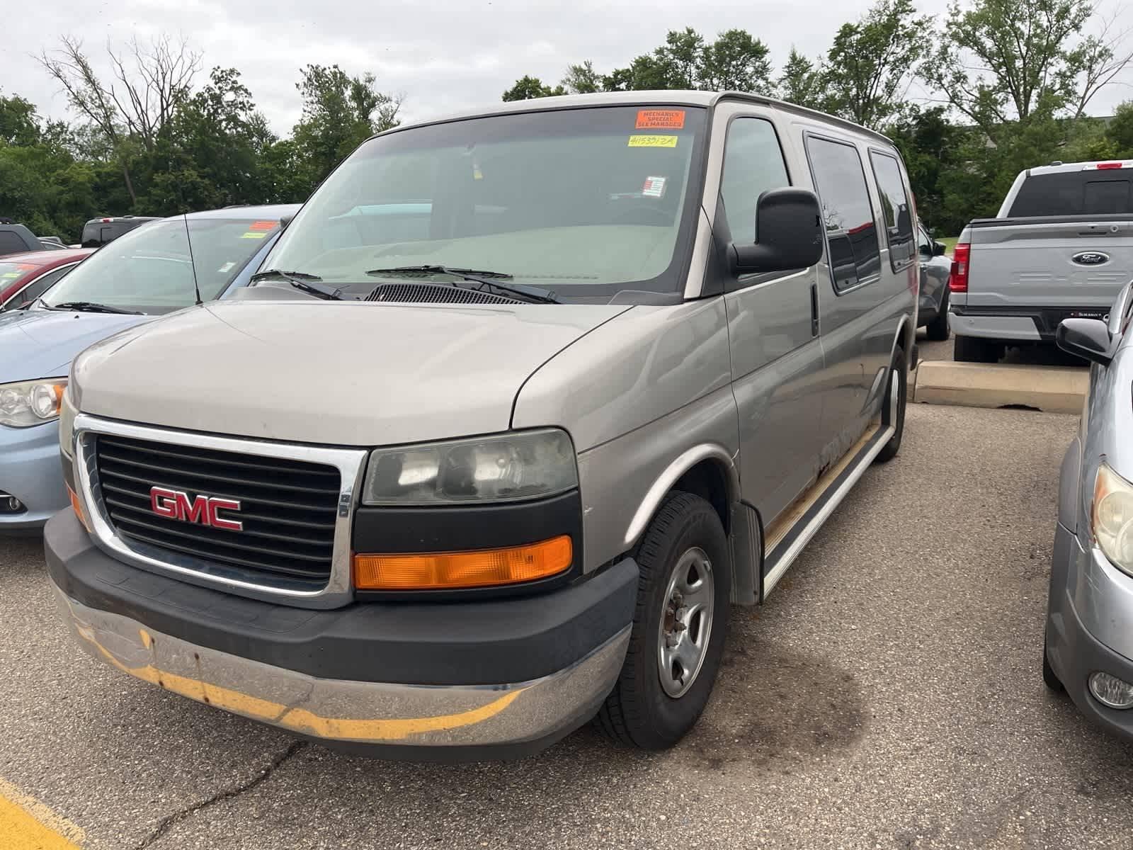 2004 GMC Savana Cargo Van YF7 Upfitter in Sterling Heights MI For Sale - Image 1
