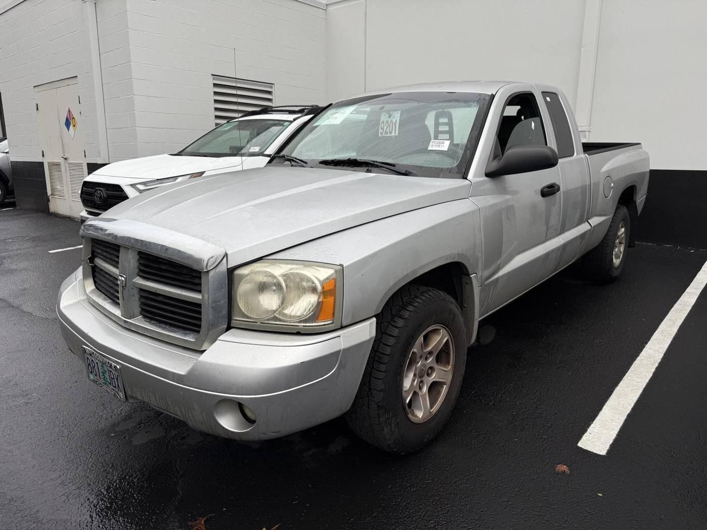 2006 Dodge Dakota SLT in Gladstone OR For Sale - Image 1