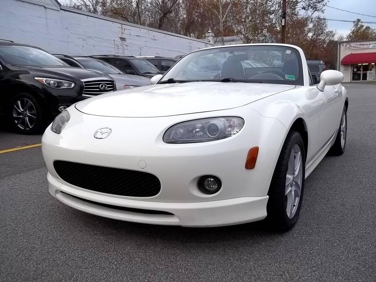 2006 Mazda MX-5 Miata Touring in Fairfax VA For Sale - Image 1