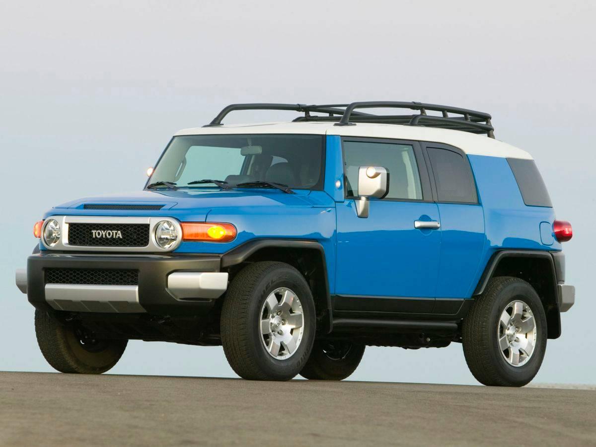 2007 Toyota FJ Cruiser Base in Harrisburg PA For Sale - Image 1