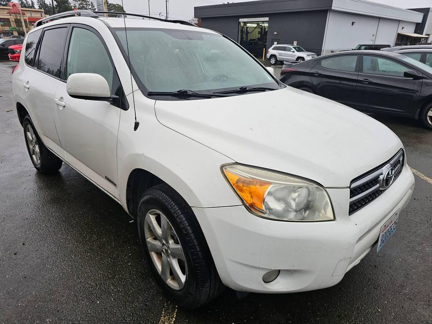 2007 Toyota RAV4 Limited V6 in Seattle WA For Sale - Image 1