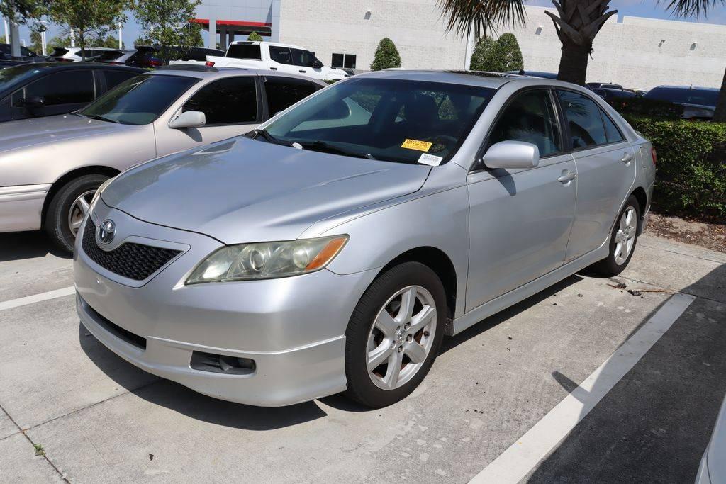 2008 Toyota Camry SE V6 in West Palm Beach FL For Sale - Image 1