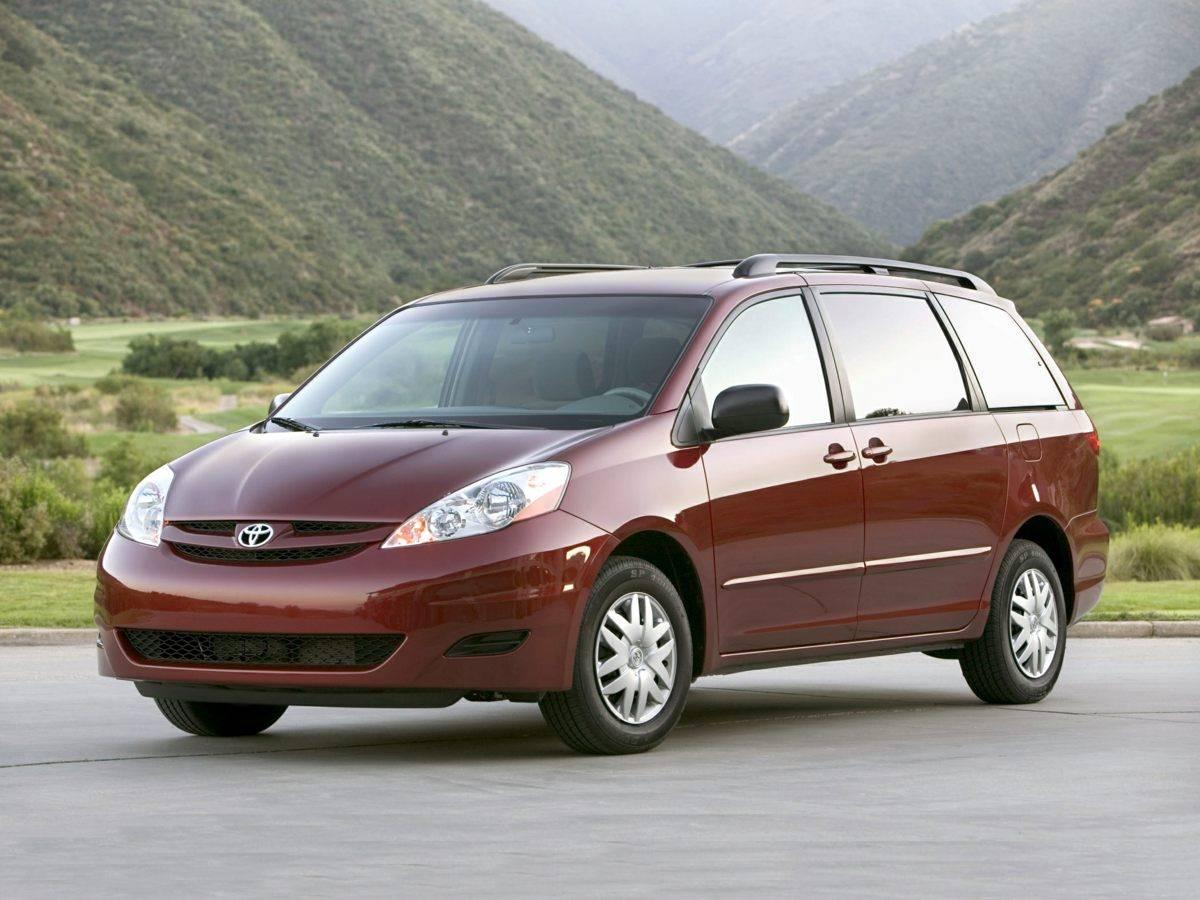 2008 Toyota Sienna CE in Columbus OH For Sale - Image 1