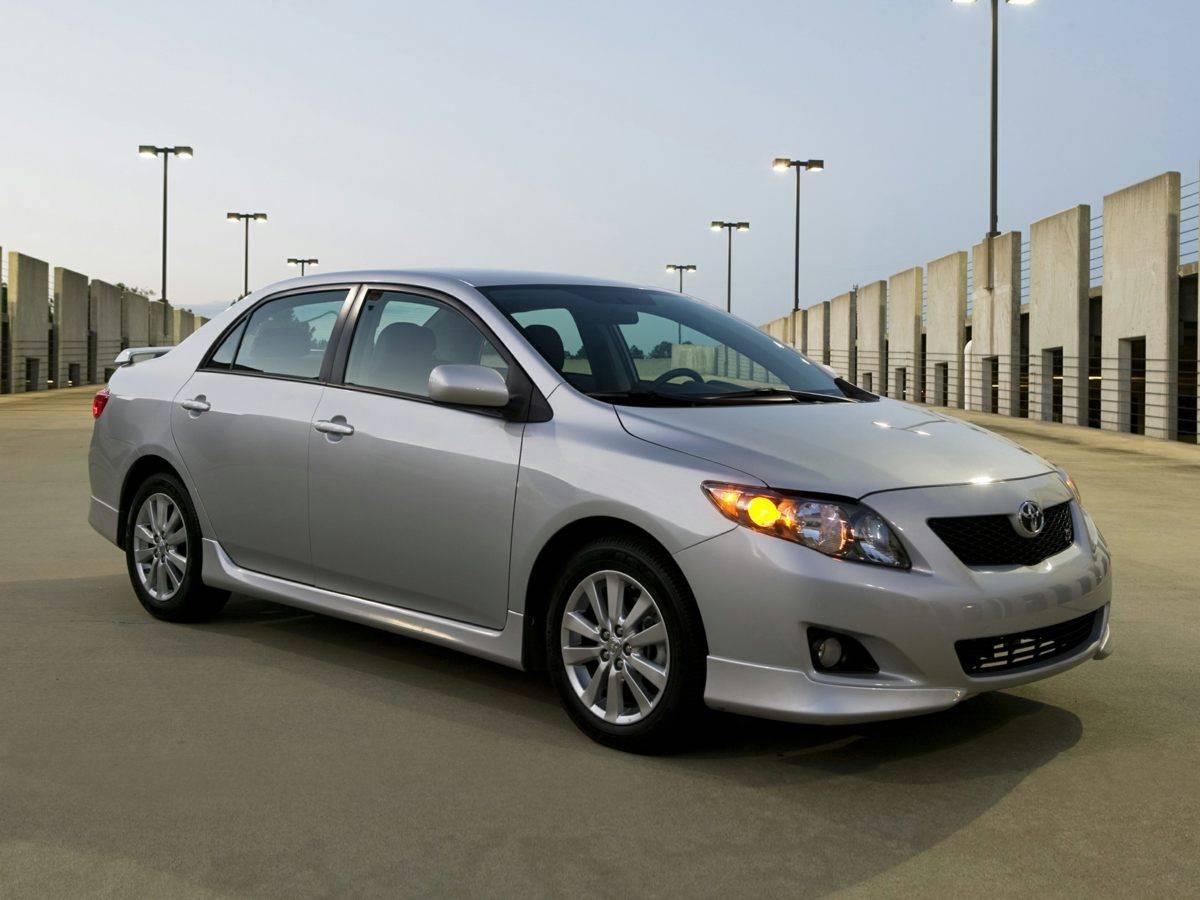 2010 Toyota Corolla Base in Matteson IL For Sale - Image 1