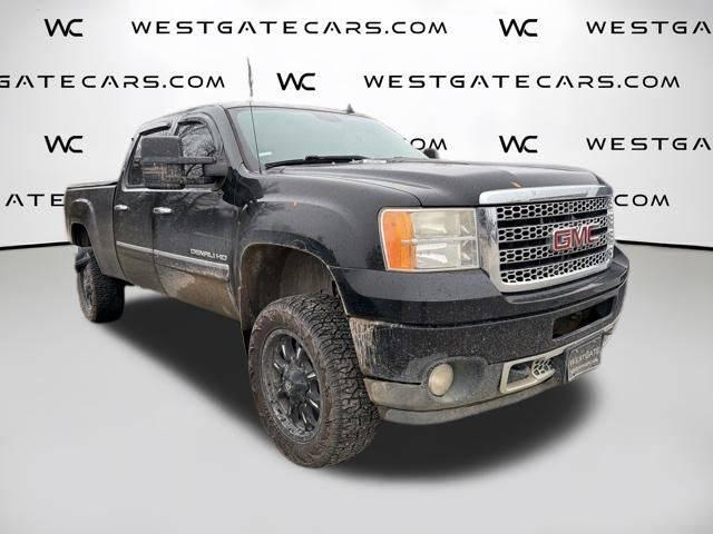 2011 GMC Sierra 2500HD Denali in Burgaw NC For Sale - Image 1