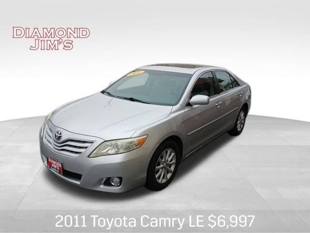 2011 Toyota Camry LE in West Allis WI For Sale - Image 1