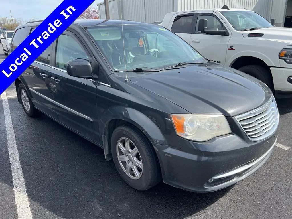 2012 Chrysler Town & Country Touring in Winchester VA For Sale - Image 1