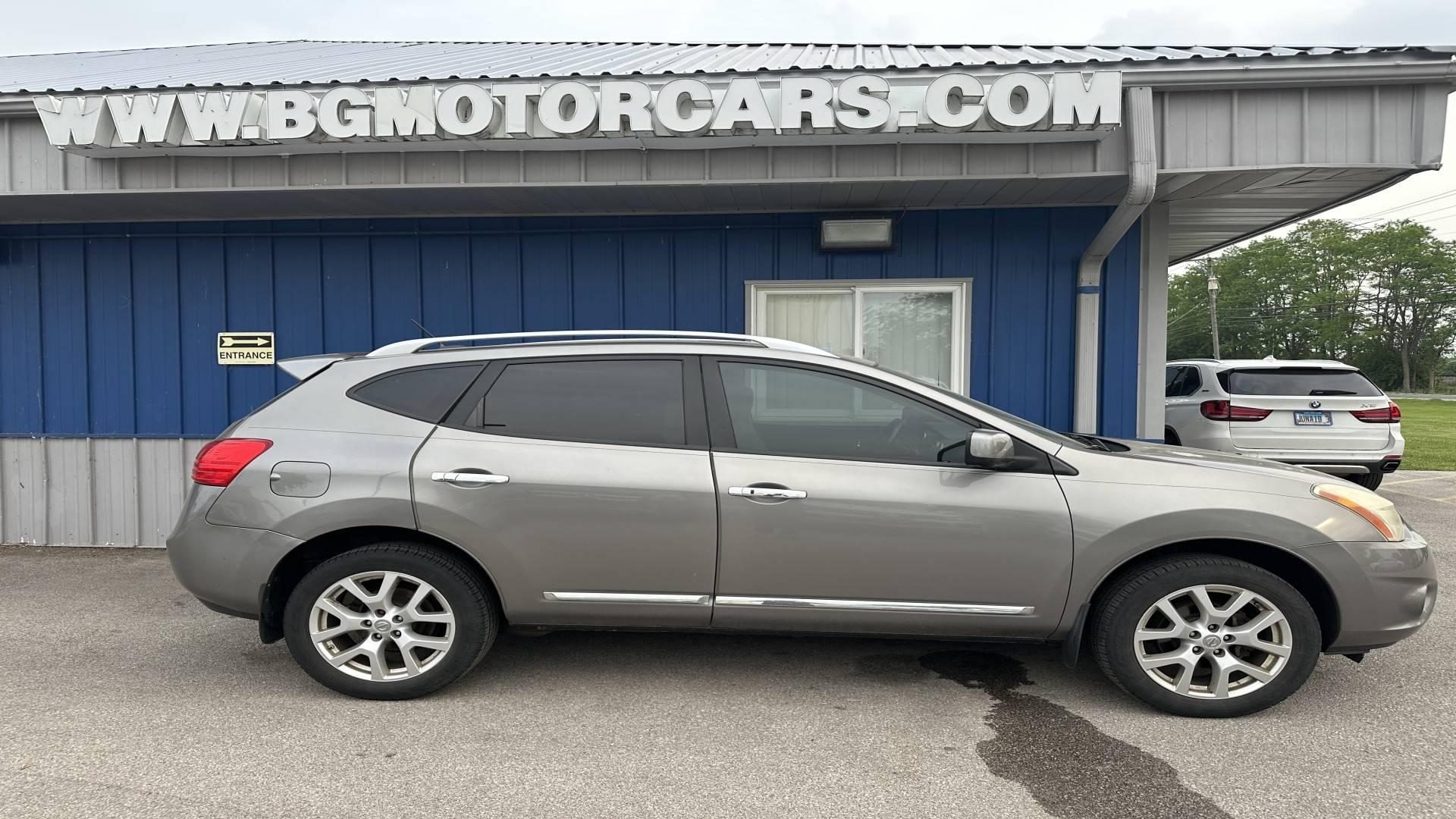 2012 Nissan Rogue SL in Naperville IL For Sale - Image 1