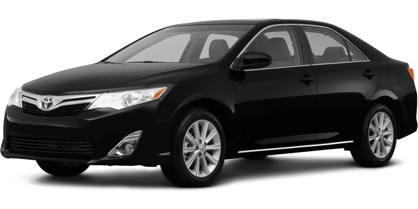 2012 Toyota Camry SE V6 in Libertyville IL For Sale - Image 1