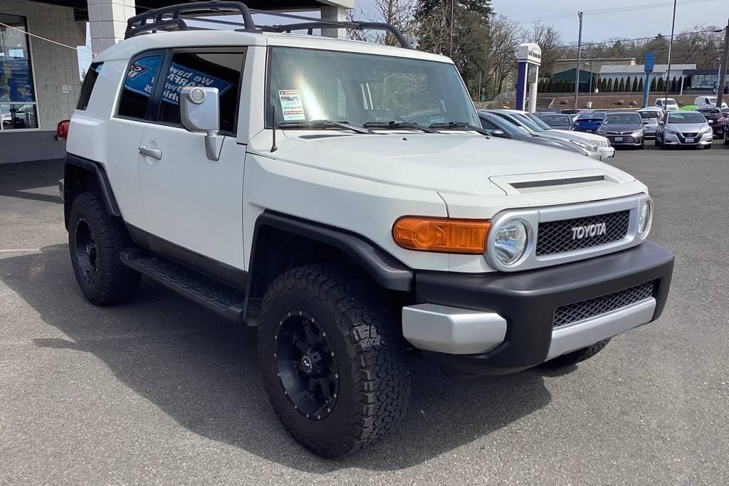 2012 Toyota FJ Cruiser Base in Tacoma WA For Sale - Image 1