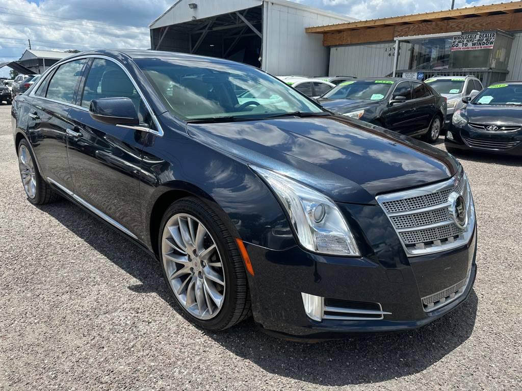 2013 Cadillac XTS Platinum in Orlando FL For Sale - Image 1