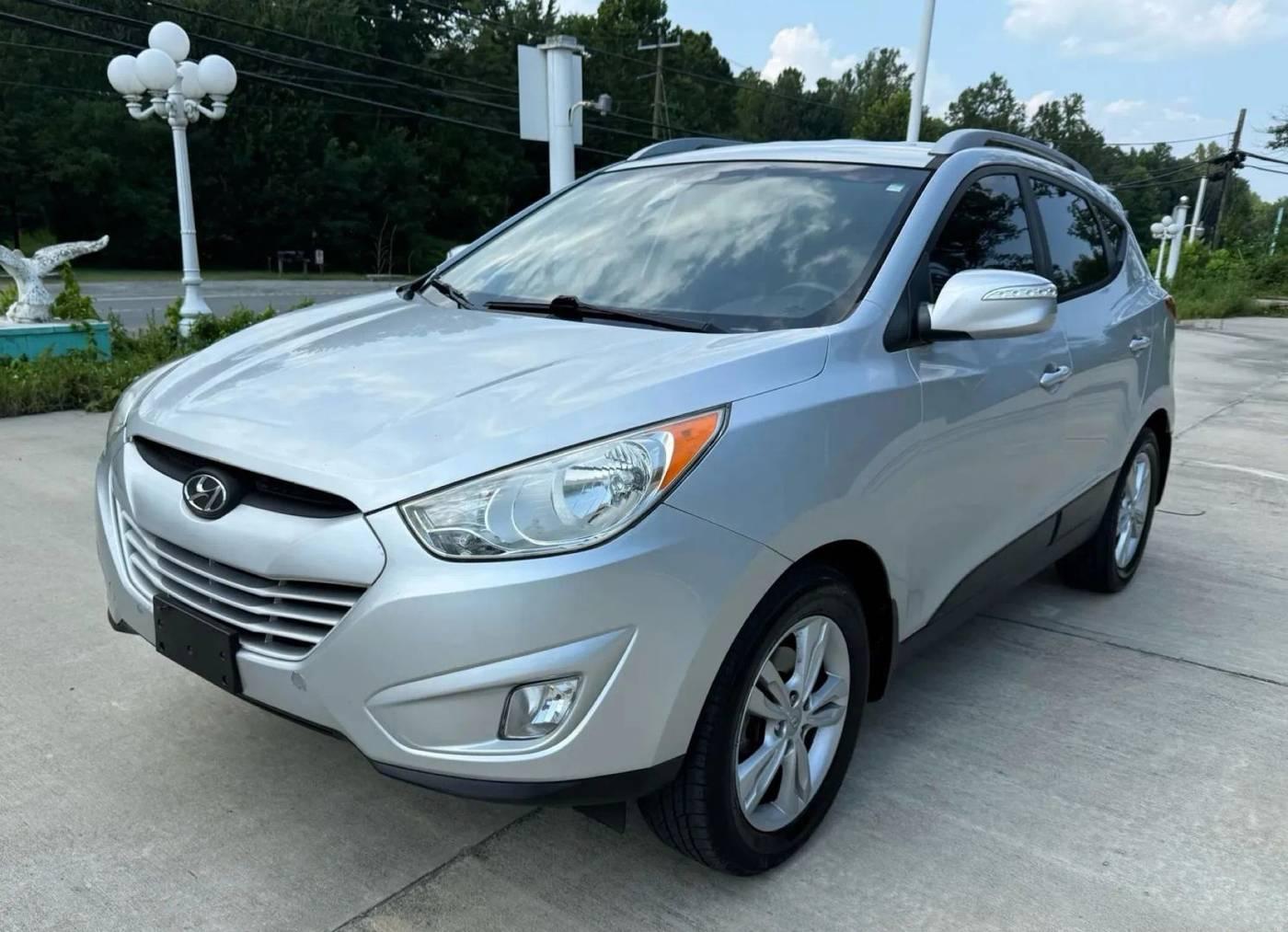 2013 Hyundai Tucson GLS in Stafford VA For Sale - Image 1
