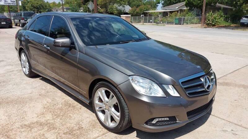 2013 Mercedes-Benz E-Class E 350 in Houston TX For Sale - Image 1