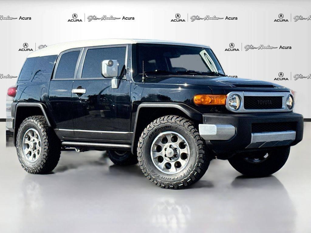 2013 Toyota FJ Cruiser Base in Columbia SC For Sale - Image 1