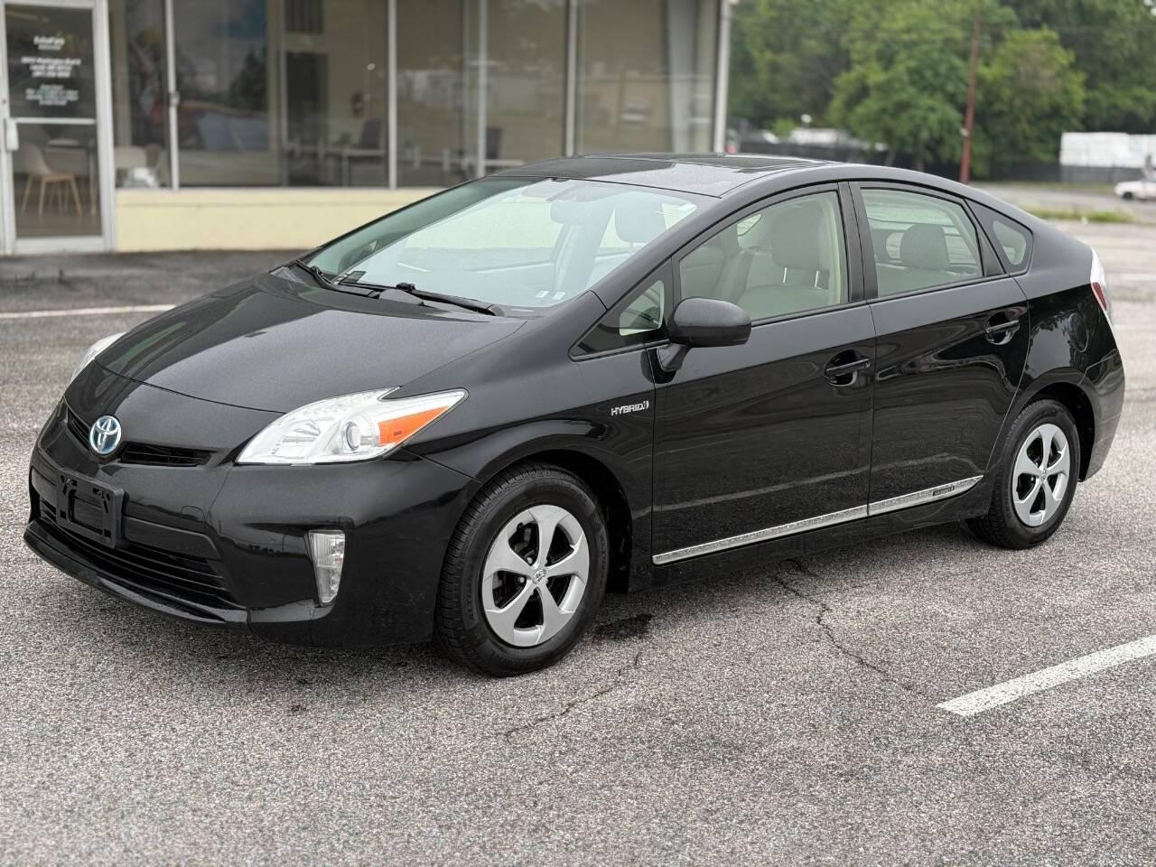 2013 Toyota Prius Four in Laurel MD For Sale - Image 1