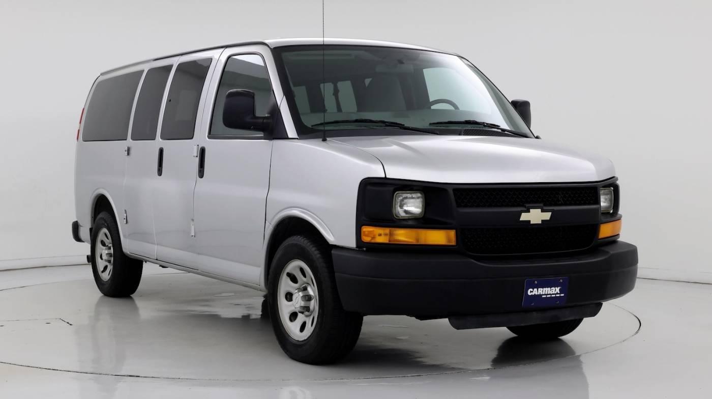 2014 Chevrolet Express Passenger LS in Inglewood CA For Sale - Image 1