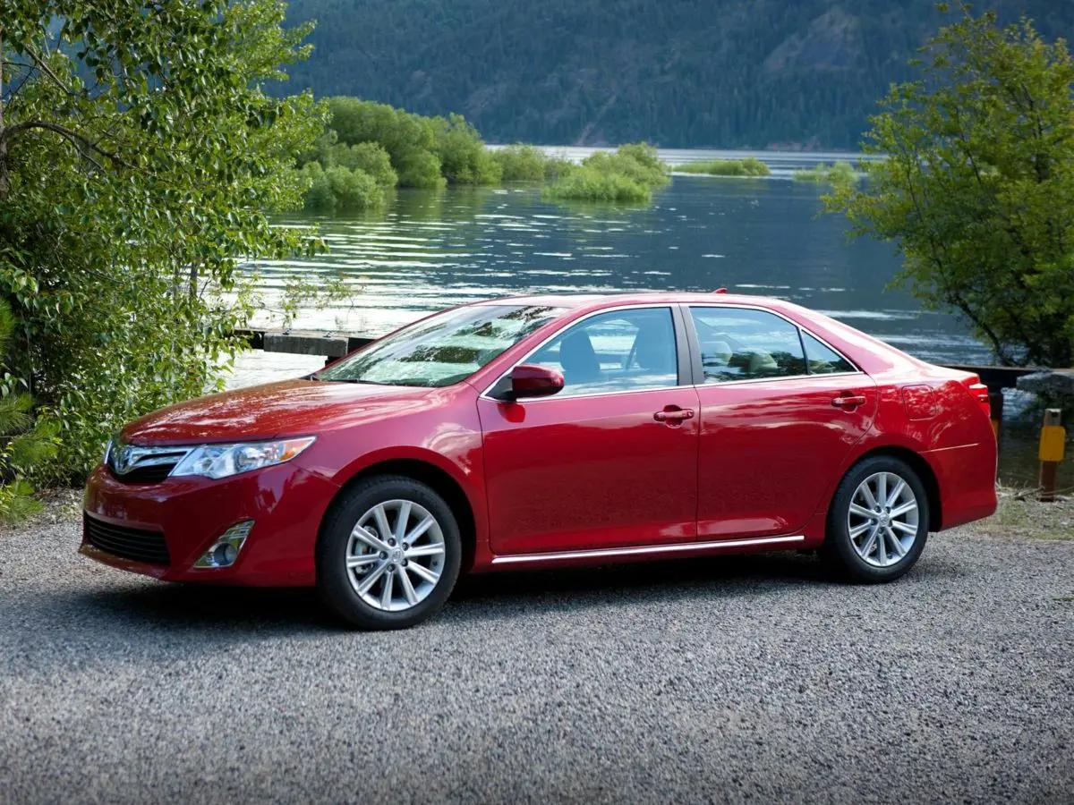 2014 Toyota Camry LE in Laurel MD For Sale - Image 1