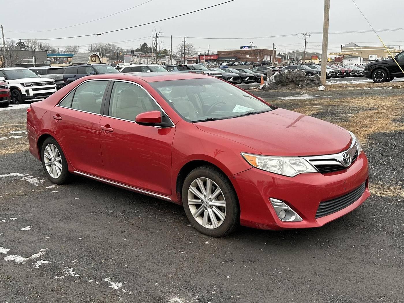 2014 Toyota Camry XLE V6 in Emmaus PA For Sale - Image 1