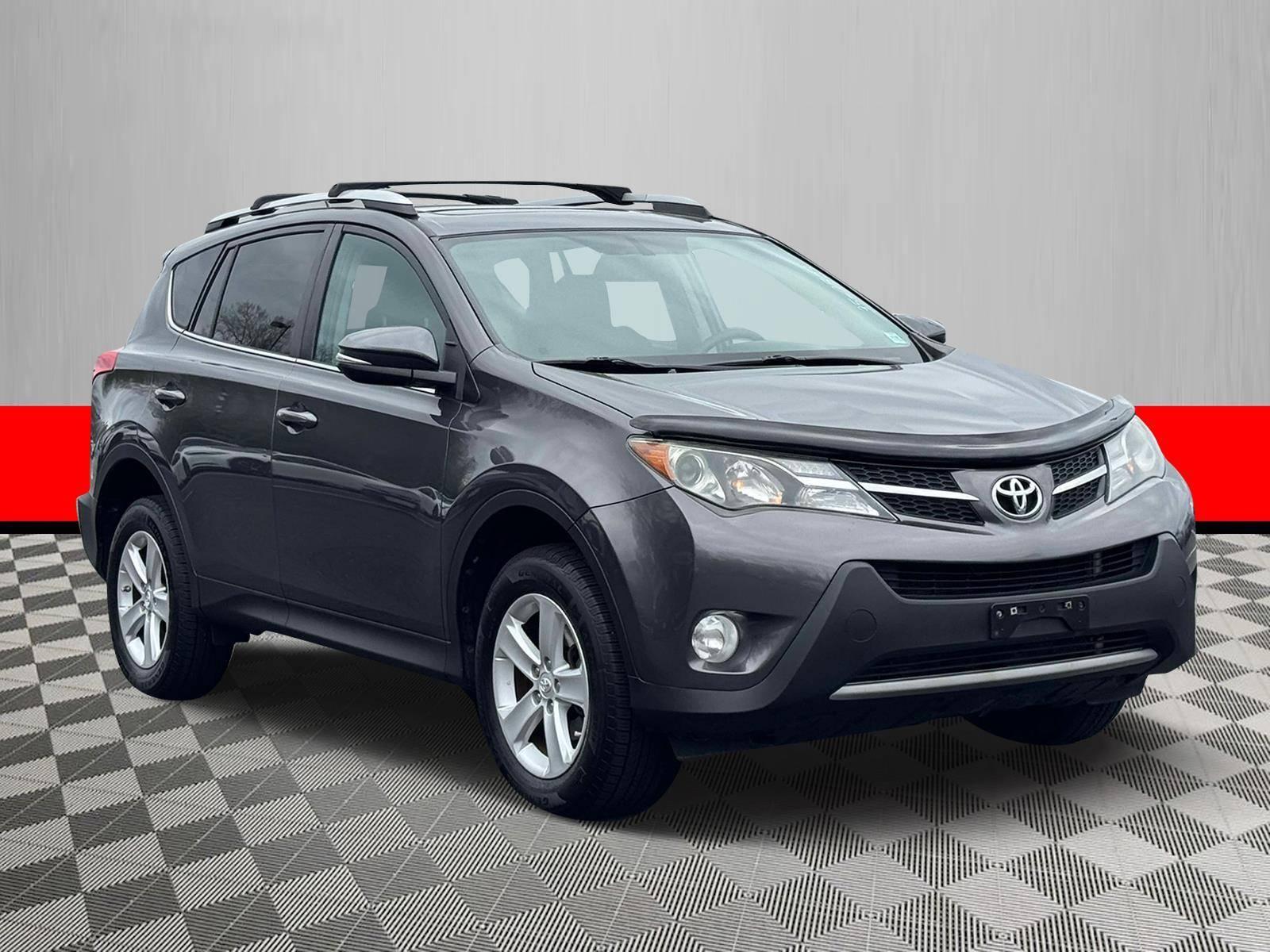 2014 Toyota RAV4 XLE in Oakdale NY For Sale - Image 1