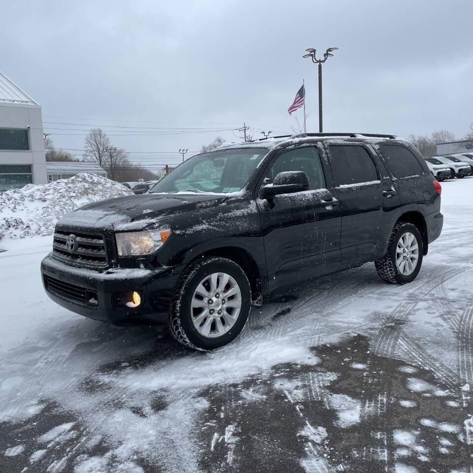 2014 Toyota Sequoia Platinum in Rahway NJ For Sale - Image 1