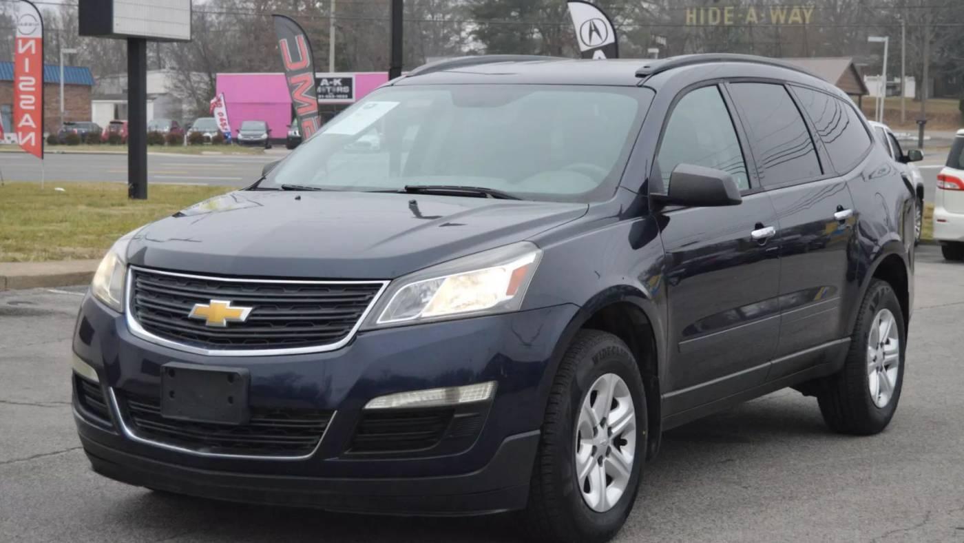 2015 Chevrolet Traverse LS in Clarksville TN For Sale - Image 1