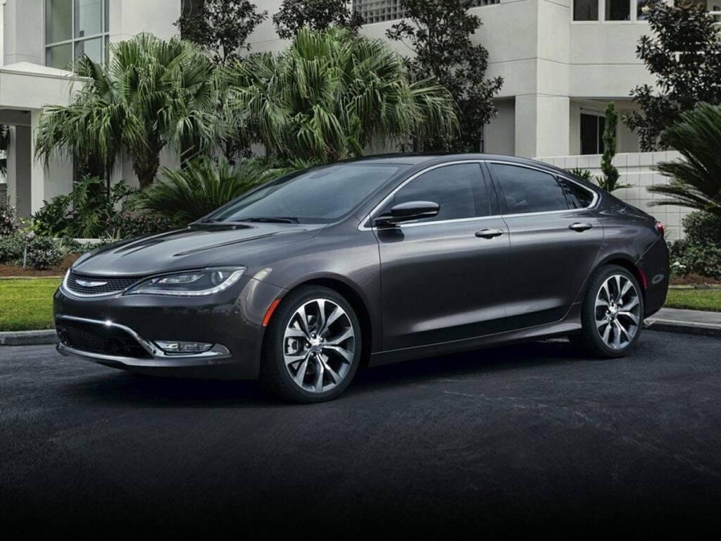 2015 Chrysler 200 Limited in Englewood CO For Sale - Image 1