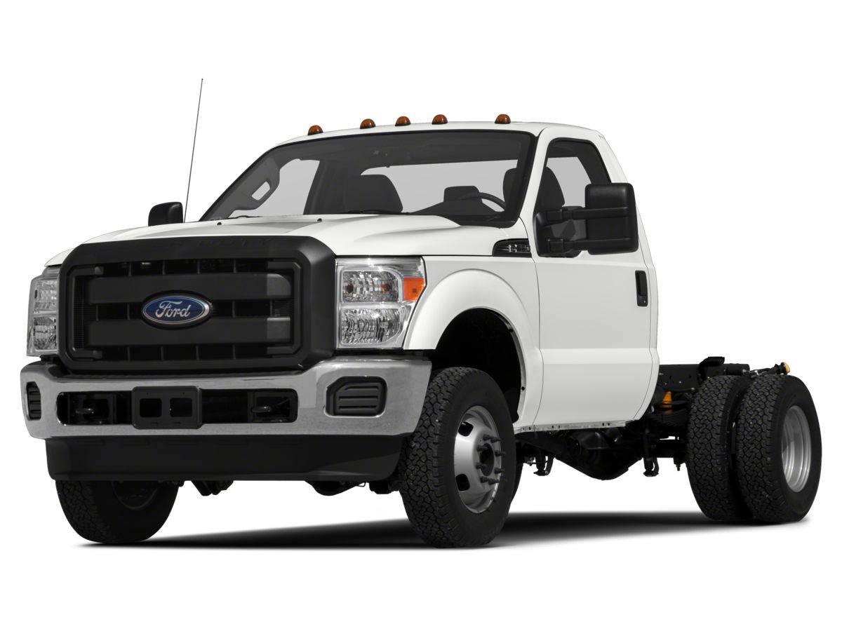 2015 Ford Super Duty F-350 Chassis Cab XL in Folsom CA For Sale - Image 1