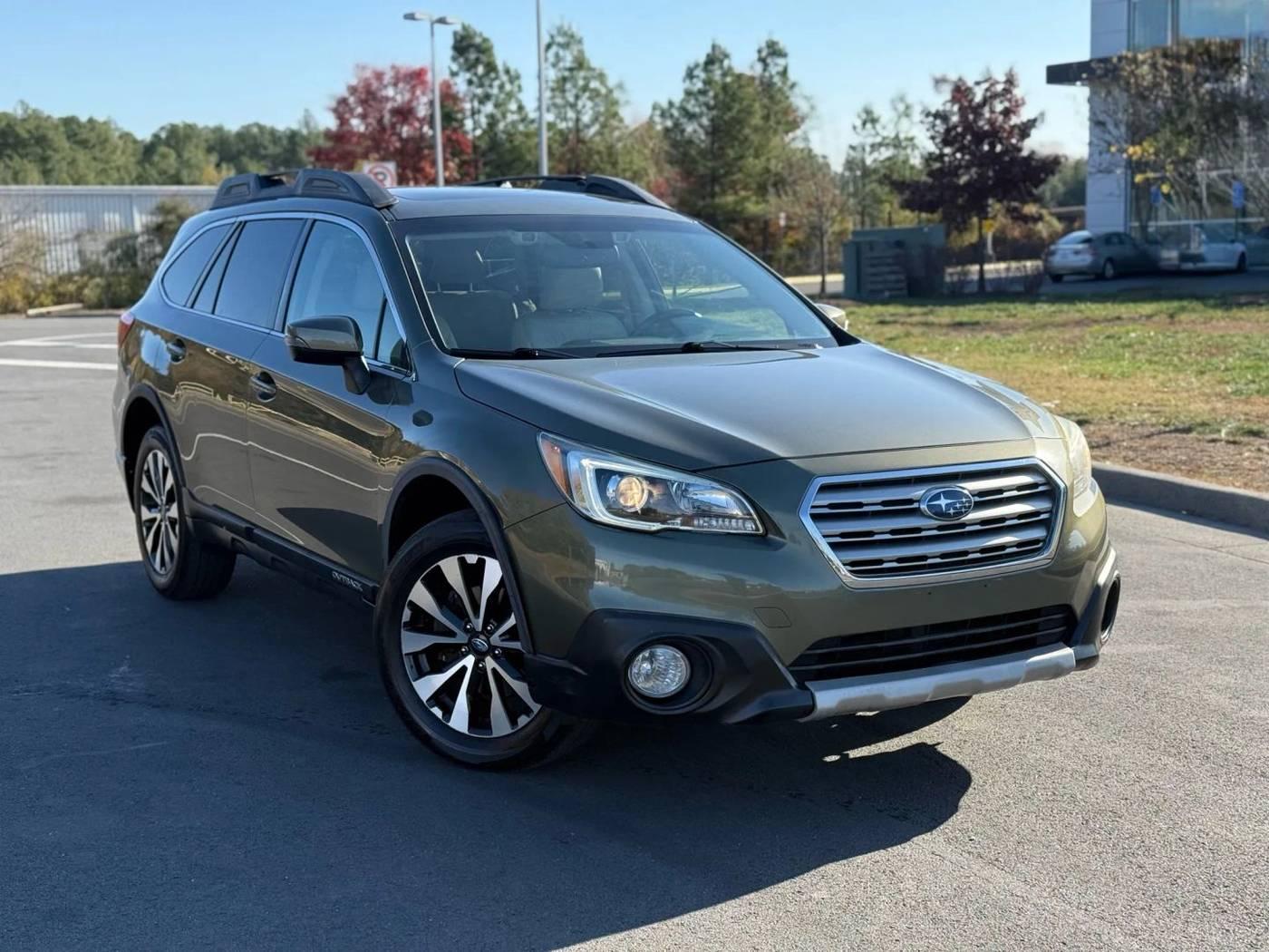 2015 Subaru Outback 2.5i Limited in Chantilly VA For Sale - Image 1