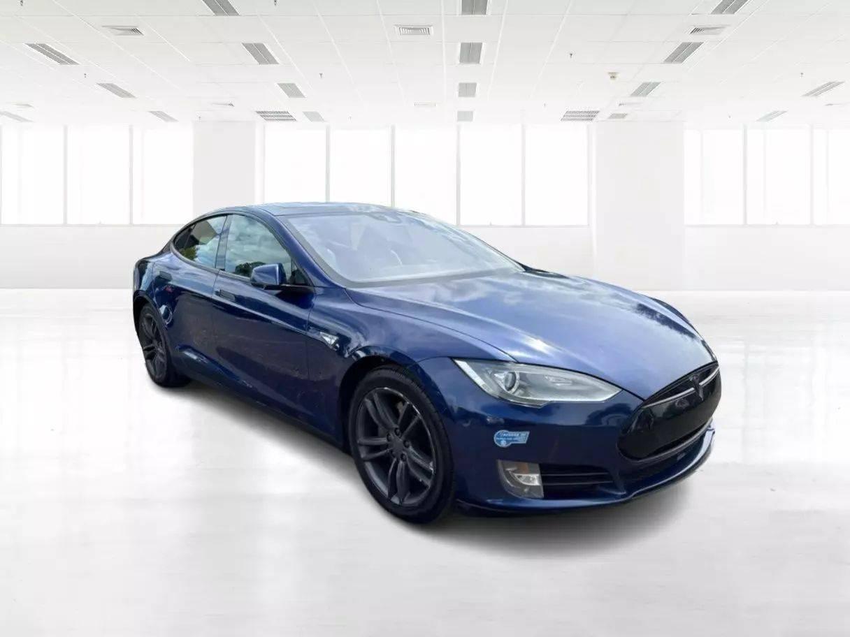 2015 Tesla Model S 90D in Newark CA For Sale - Image 1