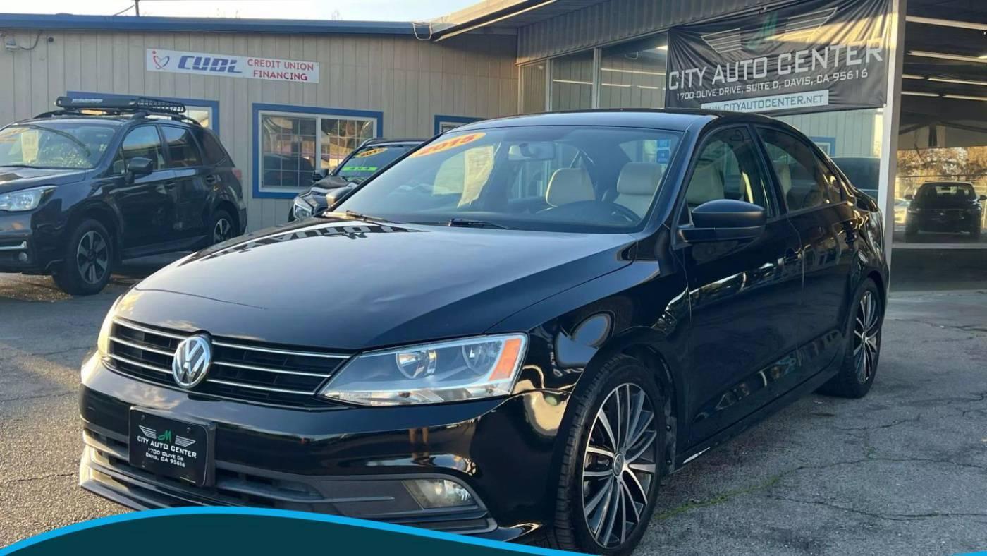 2015 Volkswagen Jetta 1.8T Sport in Davis CA For Sale - Image 1