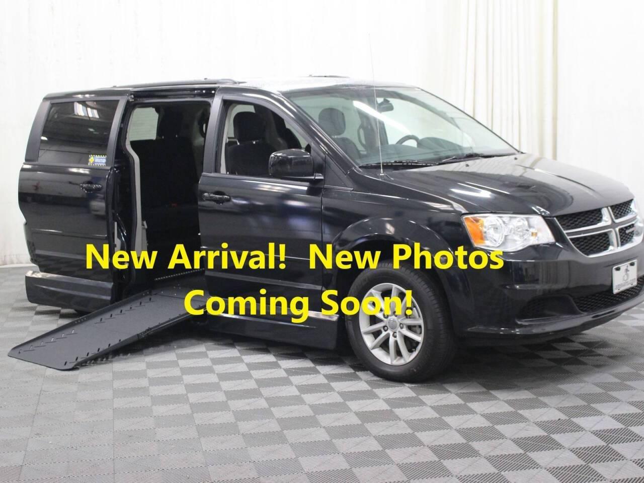 2016 Dodge Grand Caravan SXT in Phoenix AZ For Sale - Image 1