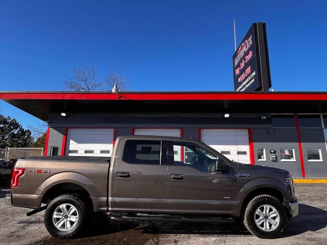 2016 Ford F-150 XLT in Milwaukee WI For Sale - Image 1