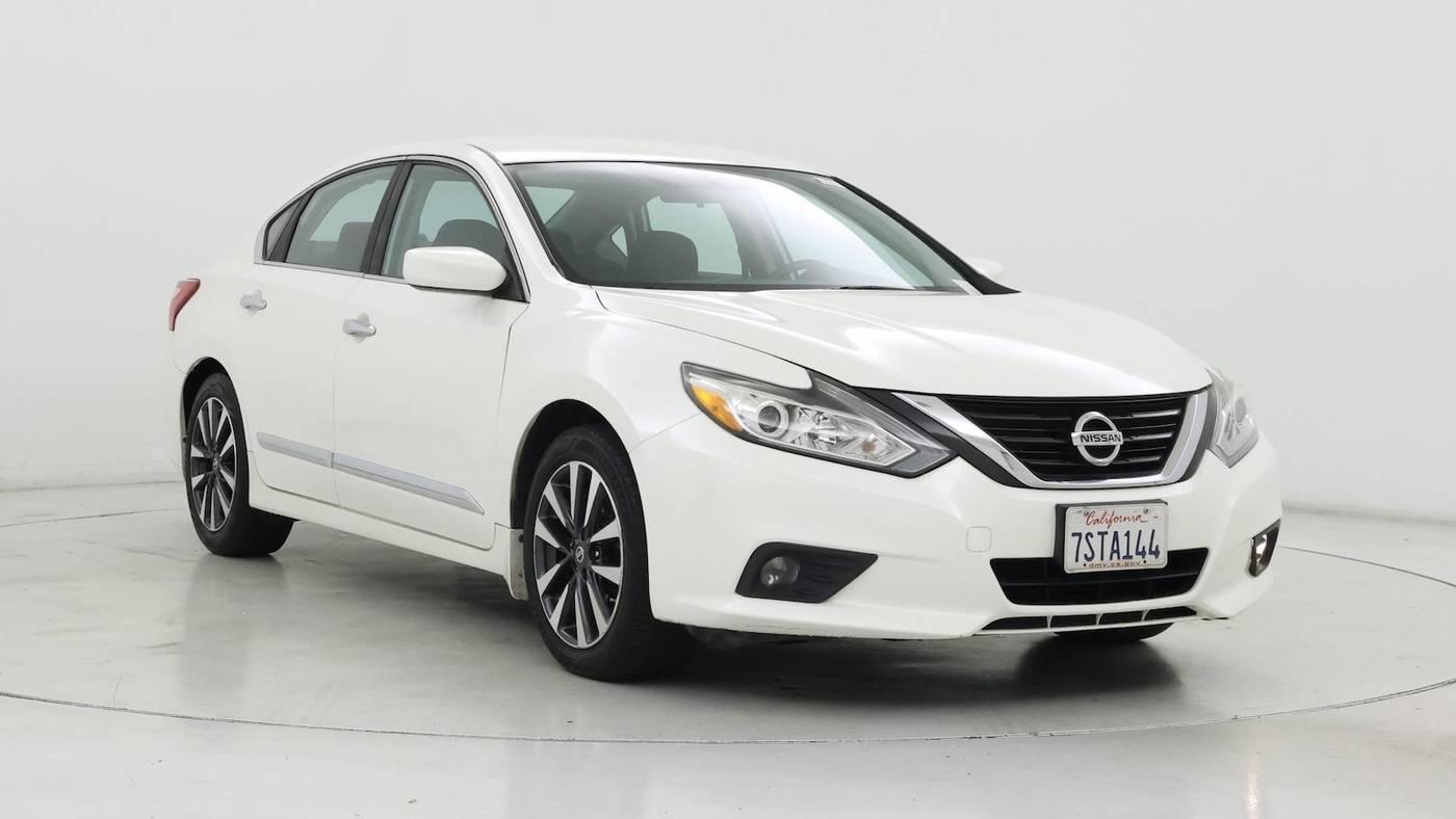 2016 Nissan Altima 2.5 SV in Birmingham AL For Sale - Image 1