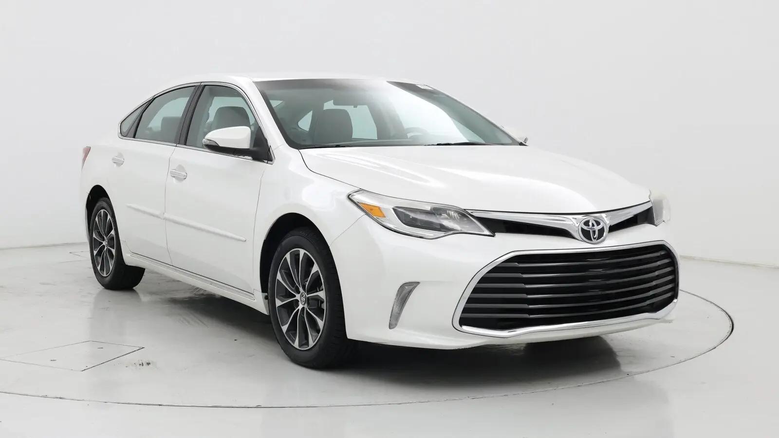 2016 Toyota Avalon XLE in Birmingham AL For Sale - Image 1