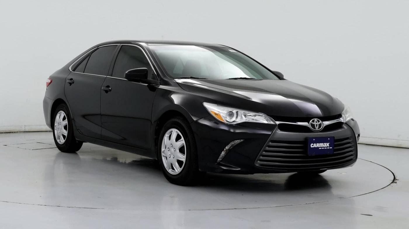 2016 Toyota Camry LE in Inglewood CA For Sale - Image 1