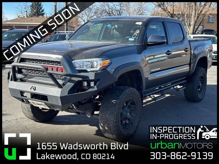 2016 Toyota Tacoma TRD Off Road in Lakewood CO For Sale - Image 1