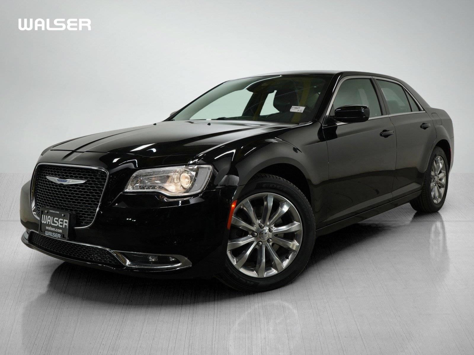 2017 Chrysler 300 Limited in Bloomington MN For Sale - Image 1