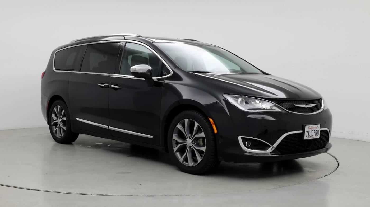 2017 Chrysler Pacifica Limited in Inglewood CA For Sale - Image 1