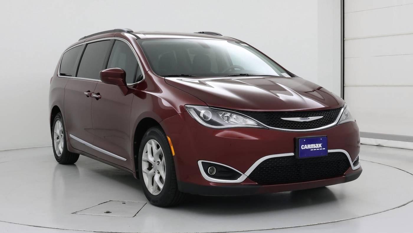 2017 Chrysler Pacifica Touring L in Birmingham AL For Sale - Image 1