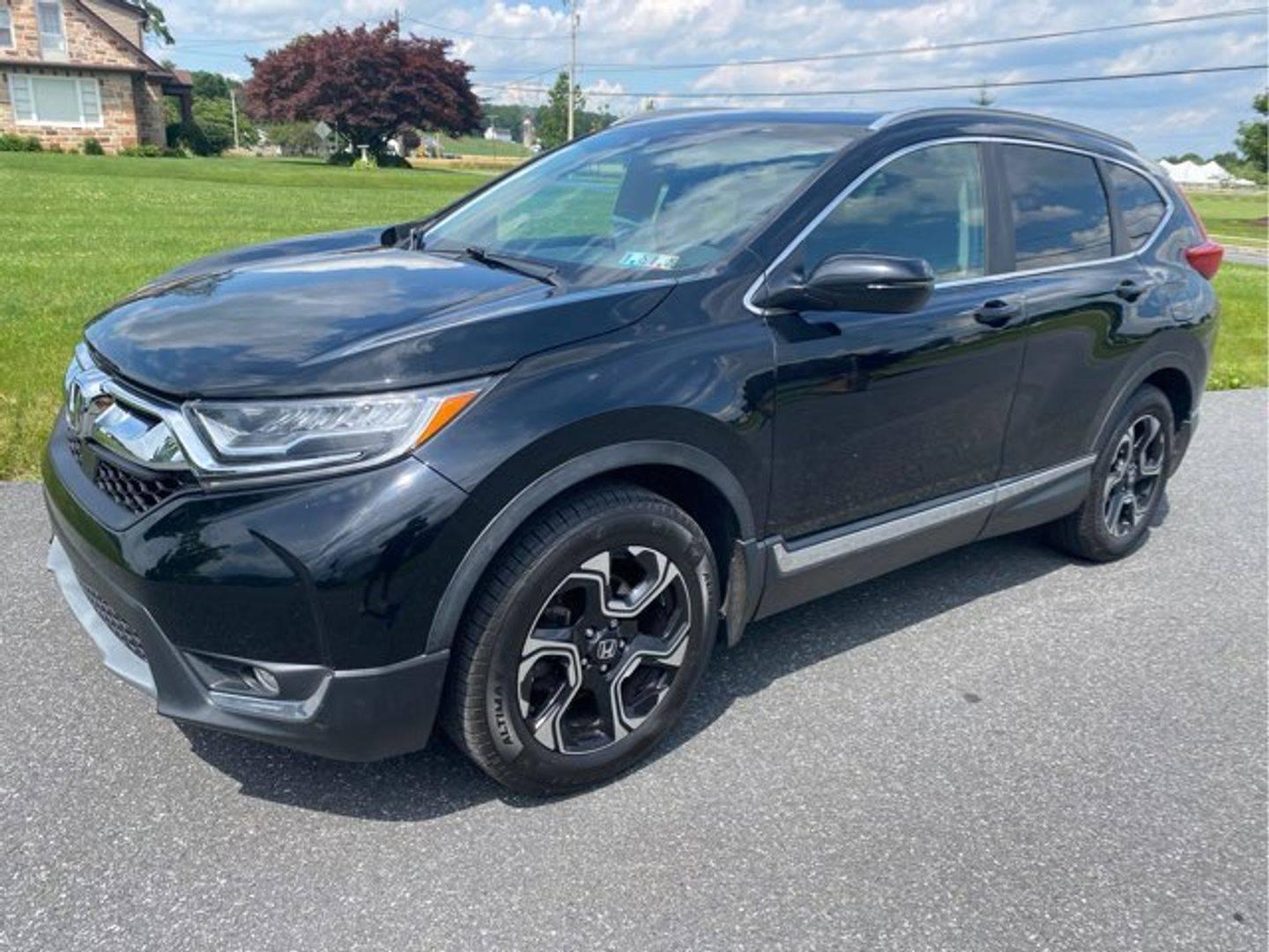 2017 Honda CR-V Touring in Ephrata PA For Sale - Image 1