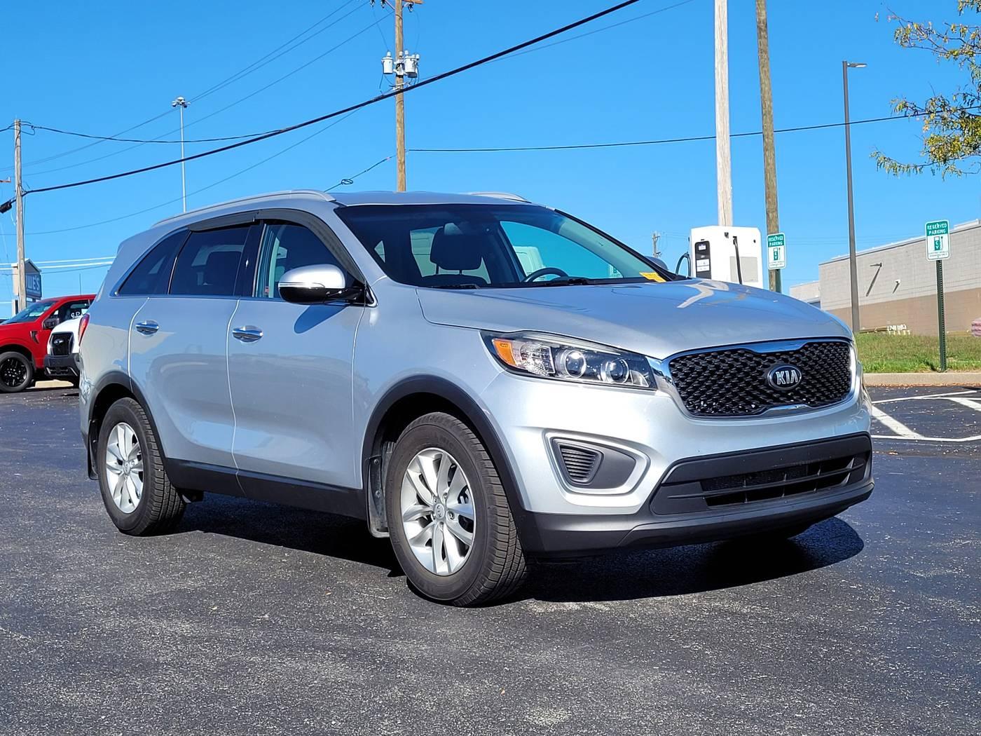 2017 Kia Sorento LX in Cincinnati OH For Sale - Image 1