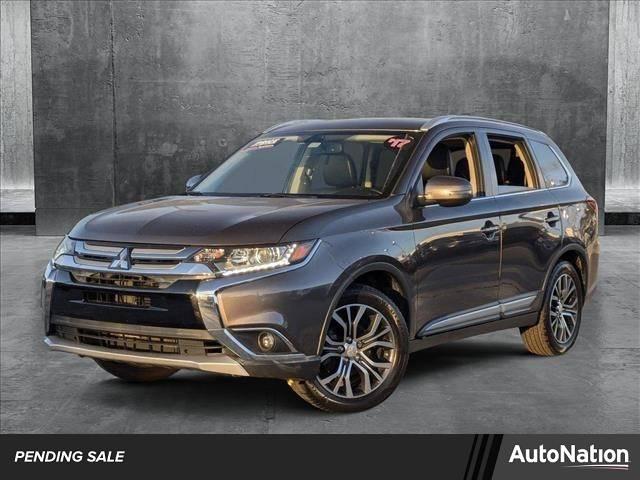 2017 Mitsubishi Outlander SE in Miami FL For Sale - Image 1
