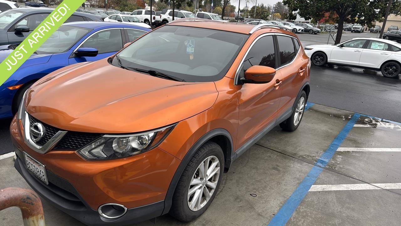 2017 Nissan Rogue Sport SV in Petaluma CA For Sale - Image 1