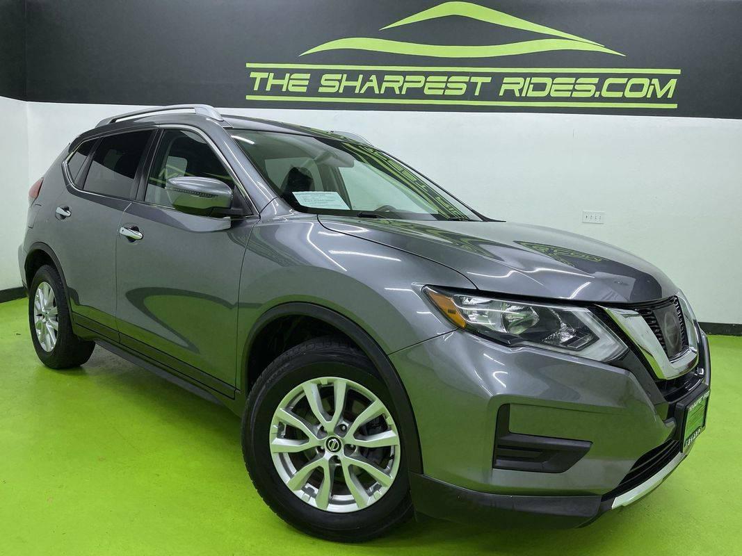 2017 Nissan Rogue SV in Englewood CO For Sale - Image 1