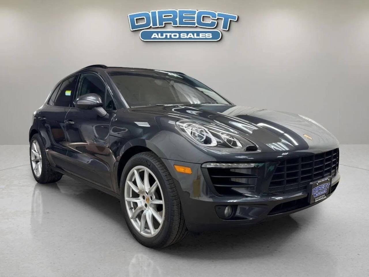 2017 Porsche Macan Standard in Philladelphia PA For Sale - Image 1