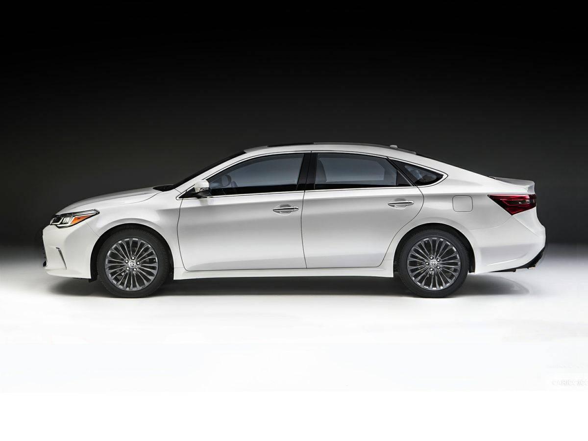 2017 Toyota Avalon XLE Premium in Manchester TN For Sale - Image 1