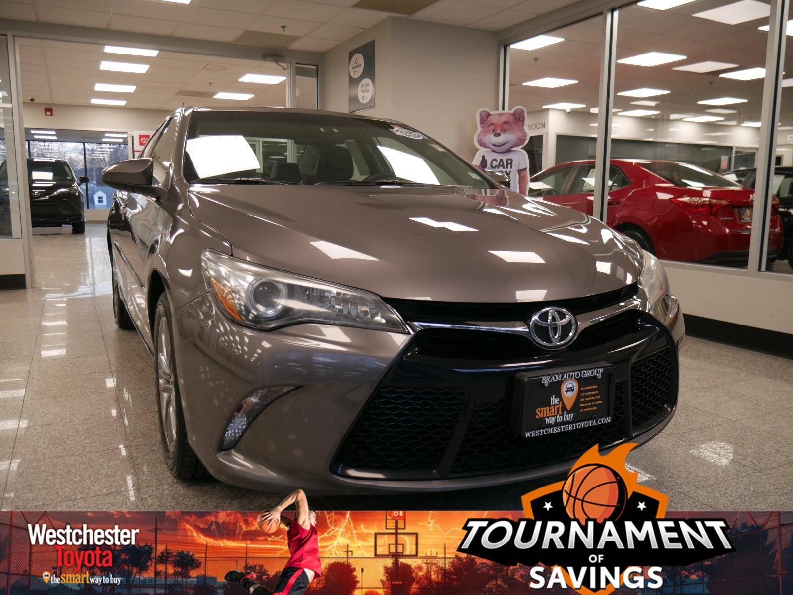 2017 Toyota Camry SE in Yonkers NY For Sale - Image 1