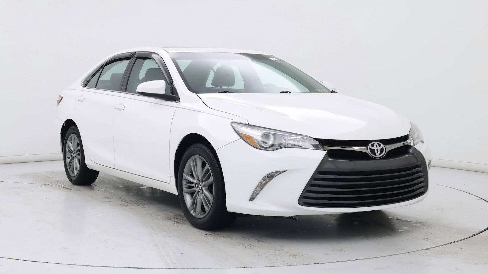 2017 Toyota Camry SE in Birmingham AL For Sale - Image 1